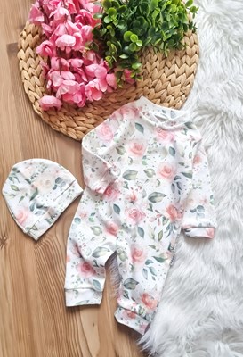Rose şapkali bebe tulumu 