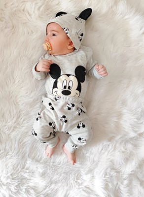 Mickey mause şapkali takım 