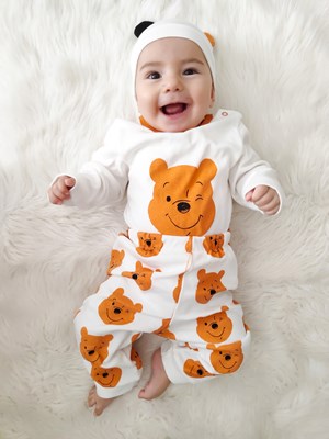 Sevimli Winnie pooh şapkalı takım 