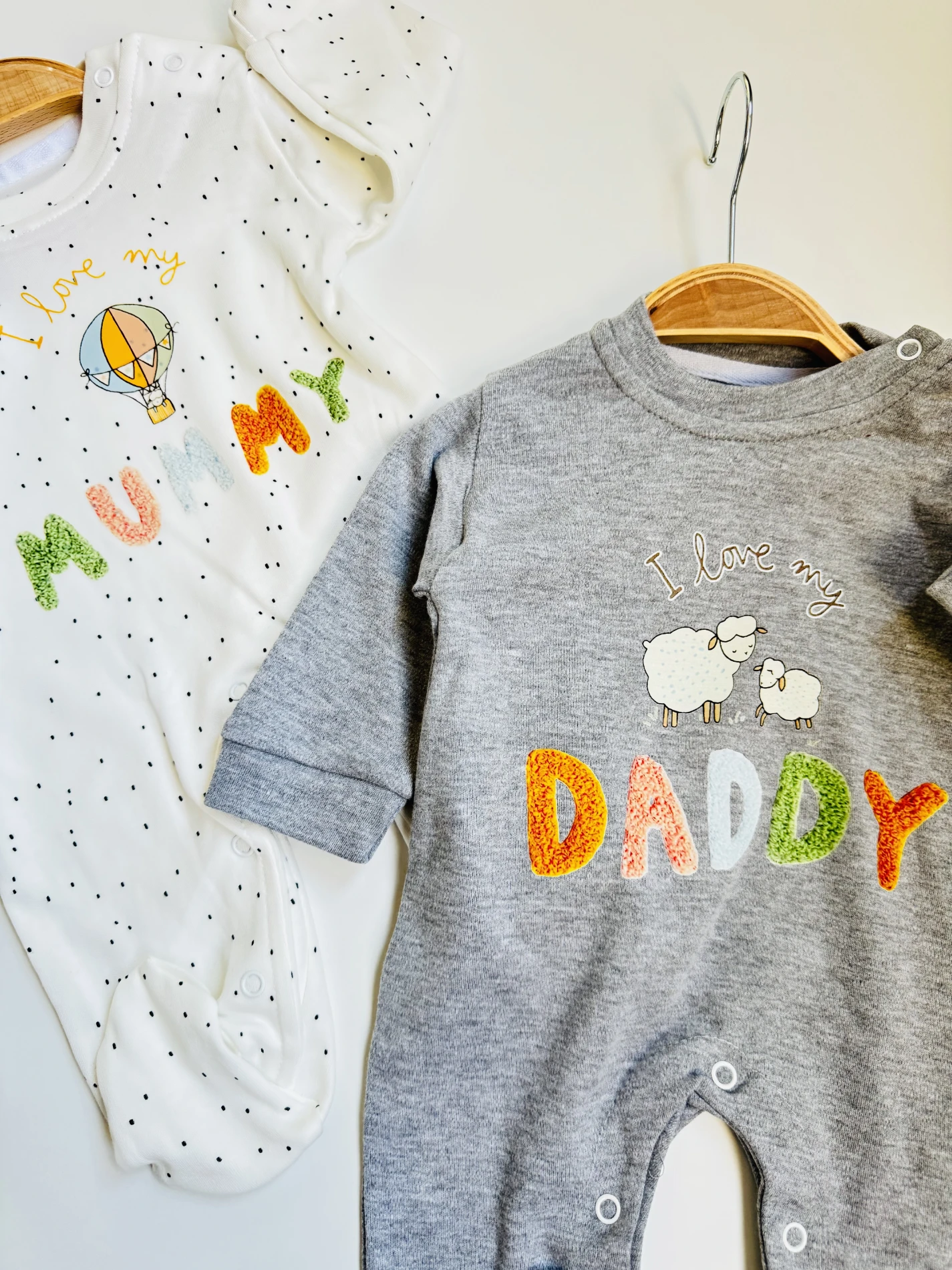 Momy &dady yazılı kuzu desenli ıkılı tulum seti
