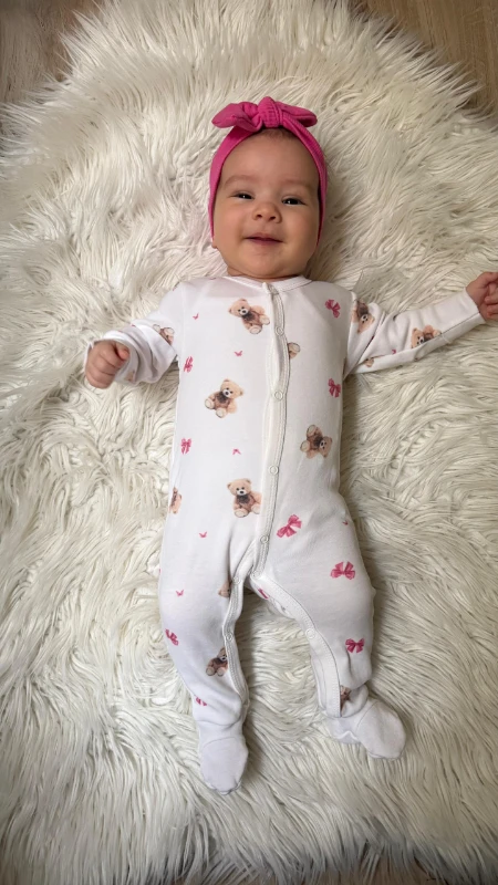 Fiyonk ve ayıcık desenli mevsimlik tulum ( bandana dahil değildir)