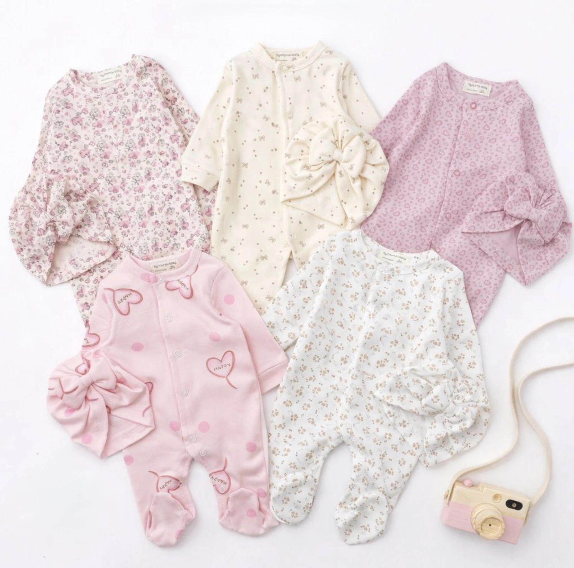 Desenli boneli 5 li tulum seti